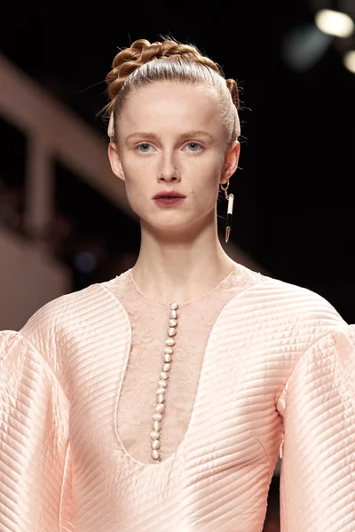 Look 5